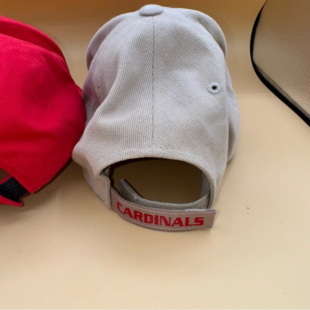 Two St. Louis Cardinals Red/White, Taupe/Red Baseball Caps, MLB,‎ EUC